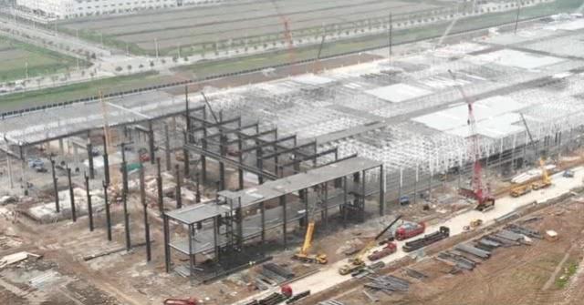 特斯拉上海超級(jí)工廠建設(shè)加速 最快9月初試生產(chǎn)，引領(lǐng)全球新能源汽車(chē)制造新篇章